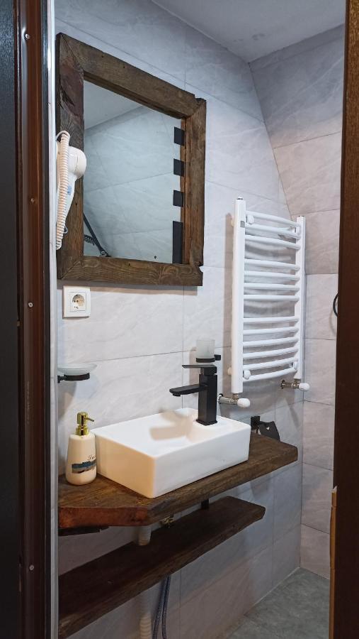 Apartament Kazbegi Compass Zewnętrze zdjęcie